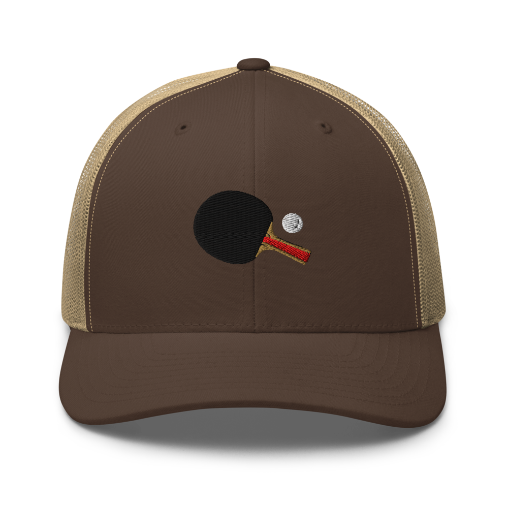Gorra Trucker Bordada – Heritage Embroidery Edition