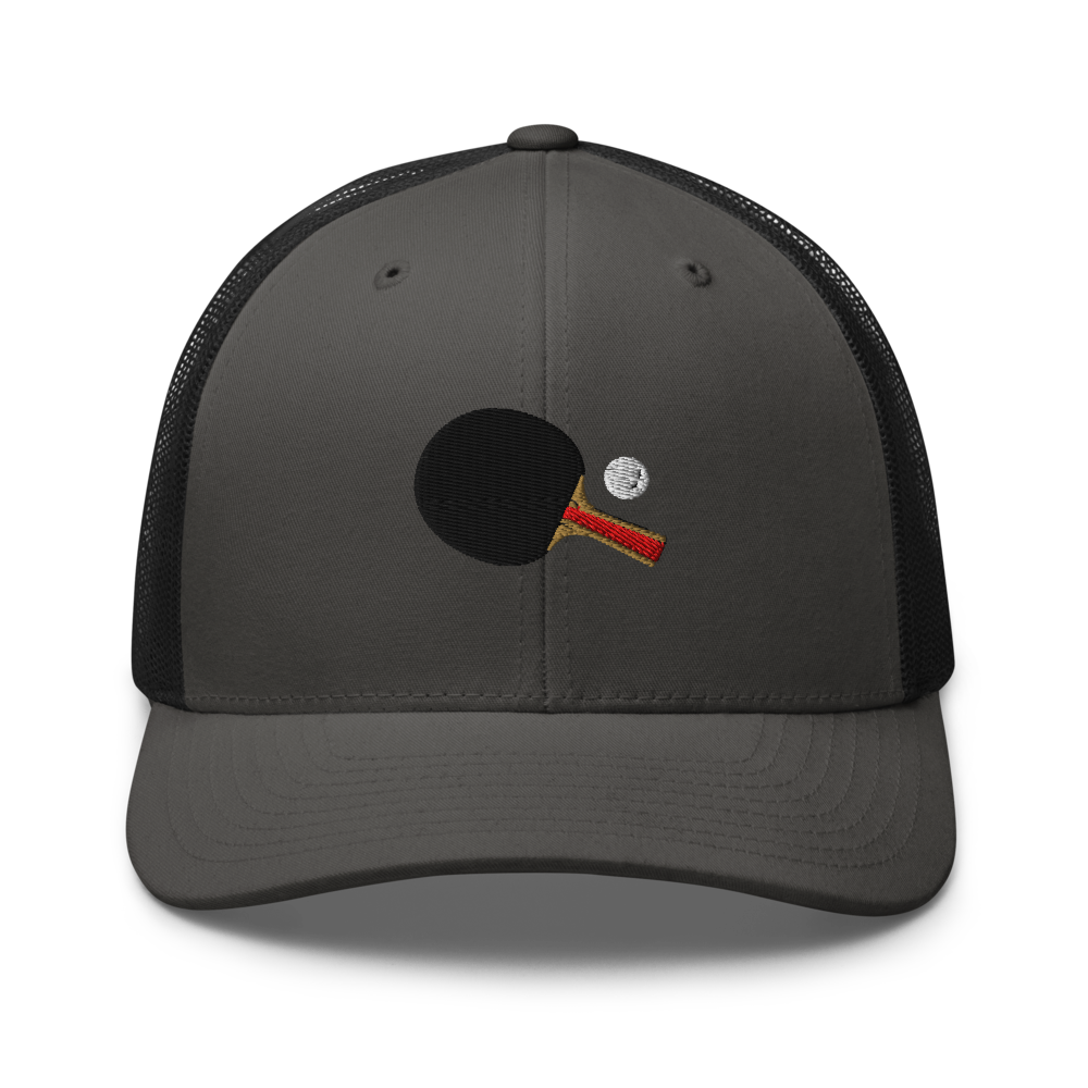 Gorra Trucker Bordada – Heritage Embroidery Edition