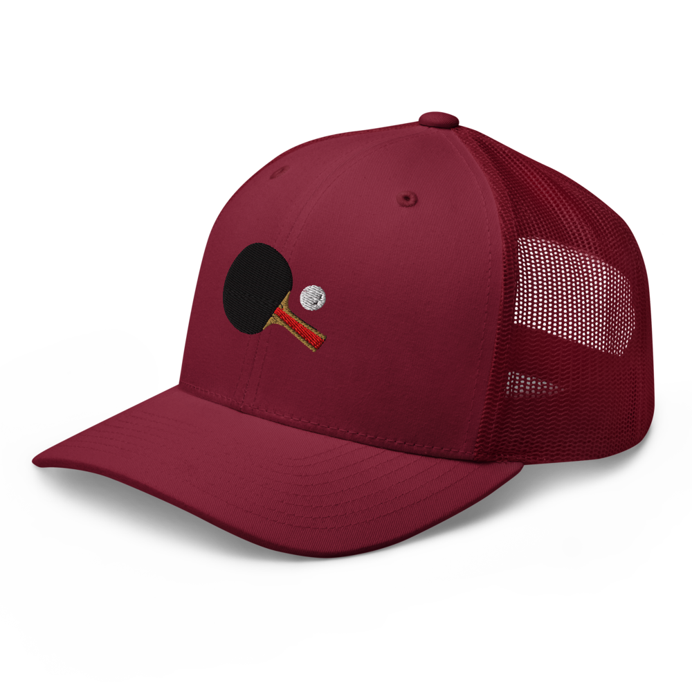 Gorra Trucker Bordada – Heritage Embroidery Edition