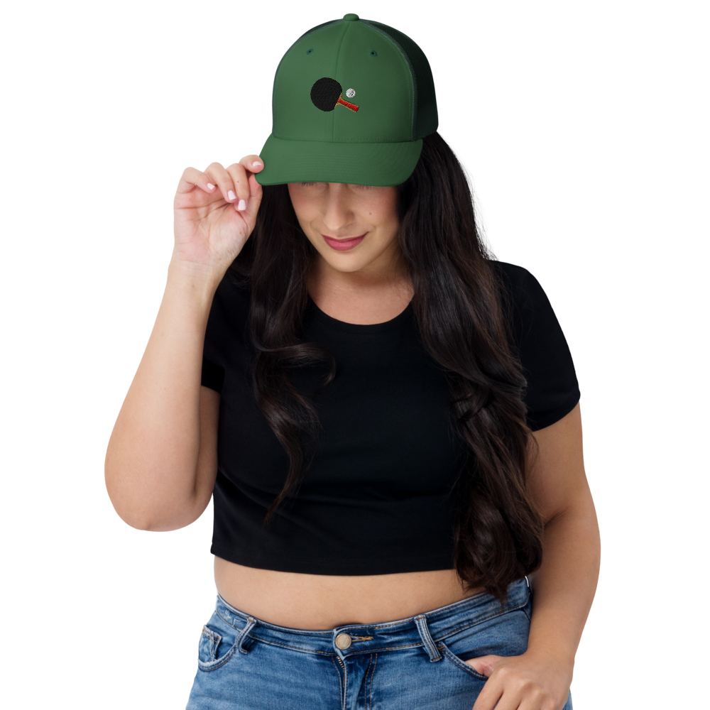 Gorra Trucker Bordada – Heritage Embroidery Edition
