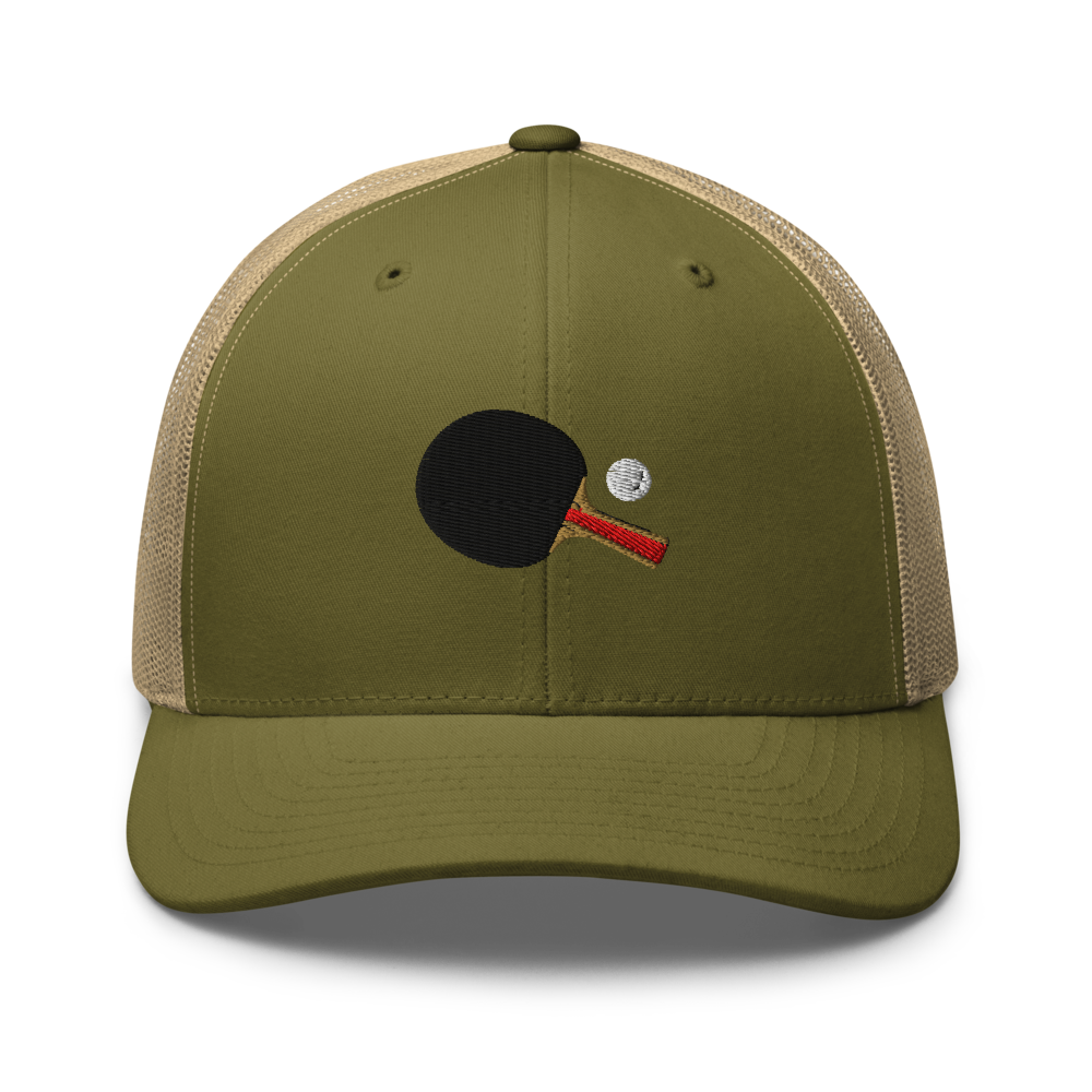 Gorra Trucker Bordada – Heritage Embroidery Edition