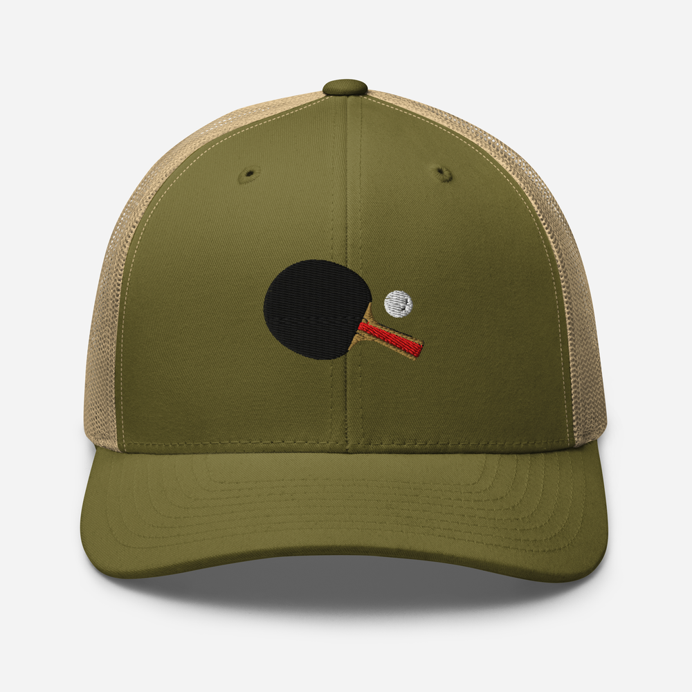 Gorra Trucker Bordada – Heritage Embroidery Edition