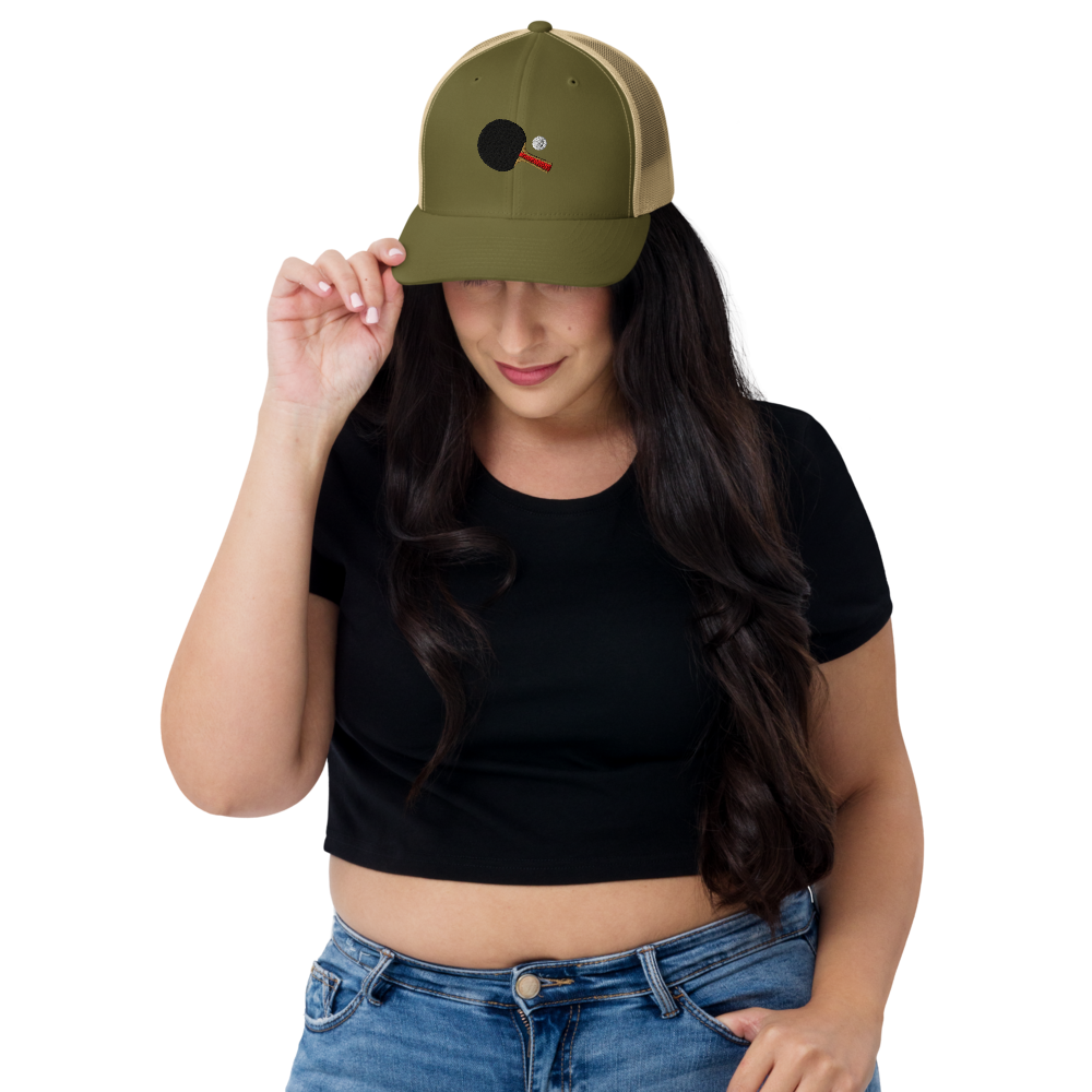 Gorra Trucker Bordada – Heritage Embroidery Edition