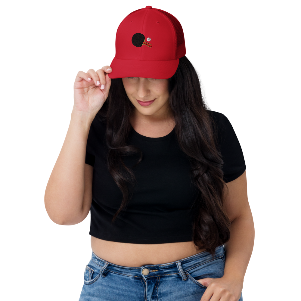 Gorra Trucker Bordada – Heritage Embroidery Edition